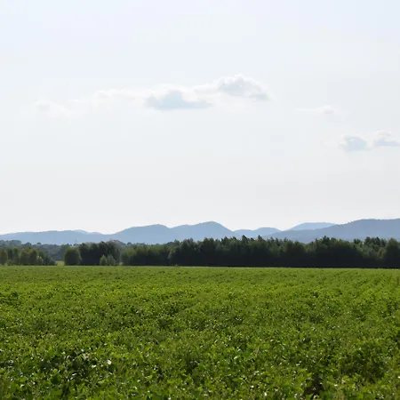 Hébergement de vacances Maison Familiale En Pleine Nature Avec Privée Sur La Ceze *